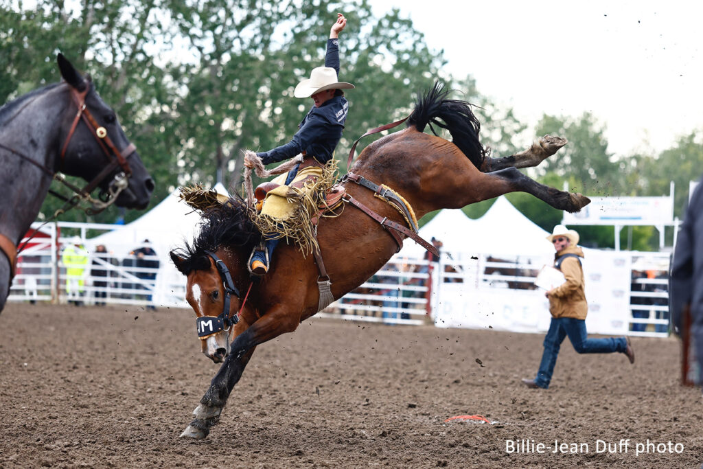 Quentin (Q) Taylor on Macza Rodeo's Copy Cat. Billie-Jean Duff photo