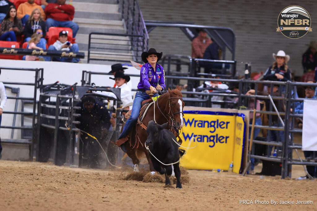 NFR 2025 – Breakaway Roping – Canadian Pro Rodeo Association